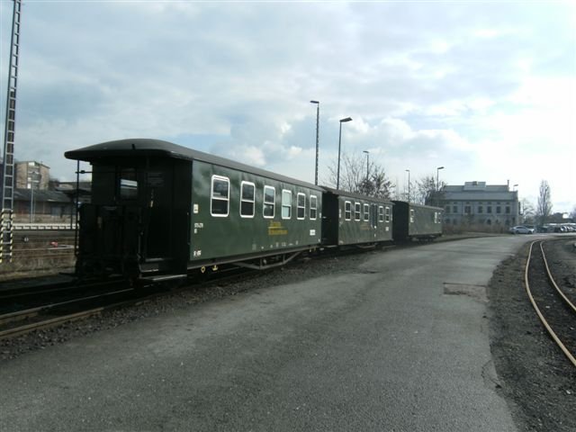 033) 970-278  970-271  974-122
